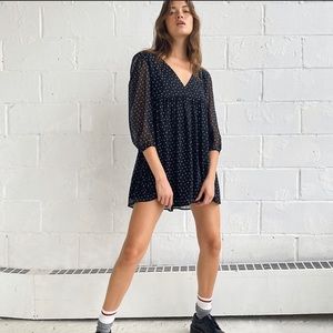 Aritzia- sunday best